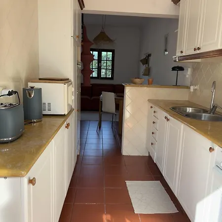 Semesterbostad Entire 7 Minutes From Fonte De Telha Aroeira (Setubal)