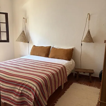 Entire 7 Minutes From Fonte De Telha *